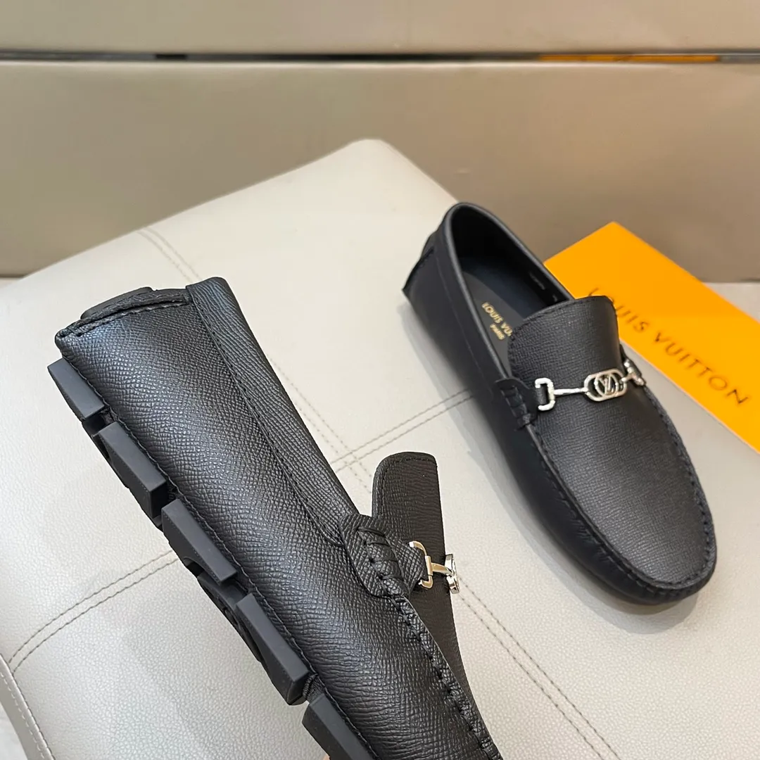 Factory price: 460💰LV men's beanie shoes 2025 official website synchronized <market top version> cowhide grain ➕ black cow lining original packaging. Size 38-45